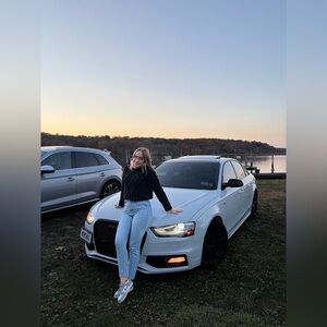 Meet your Posher, Ashley